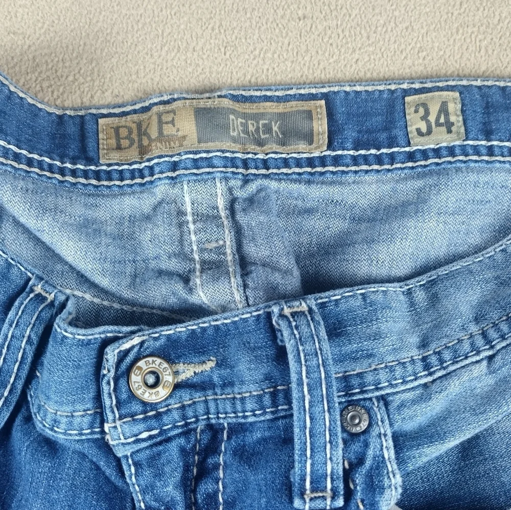 BKE Derek Jeans Men's Size 34x34 Bootcut  Thick Stitch Distressed